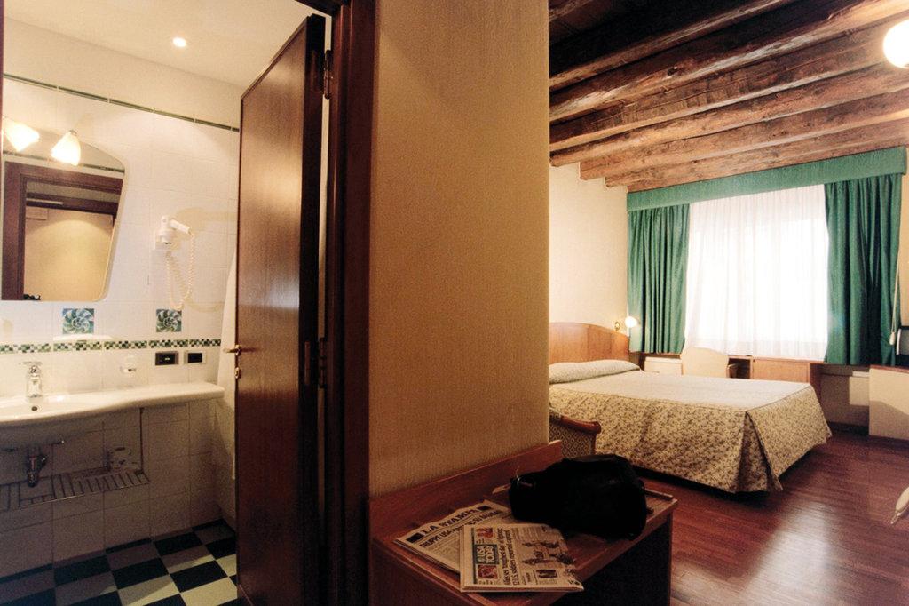 Corot Hotel Rome